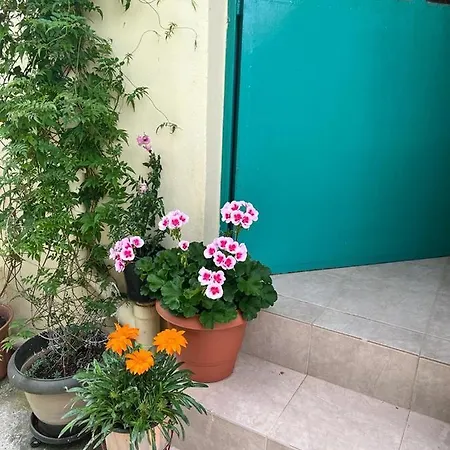 La Casa アパート ハニア